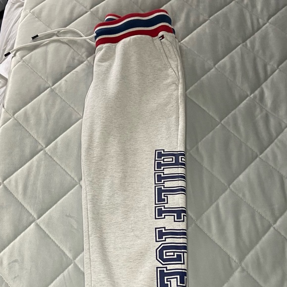 Tommy Hilfiger Beige Capris Pants XXS - Picture 3 of 7